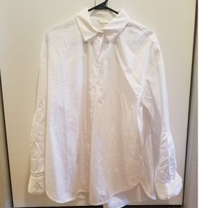Oversized white poplin shirt